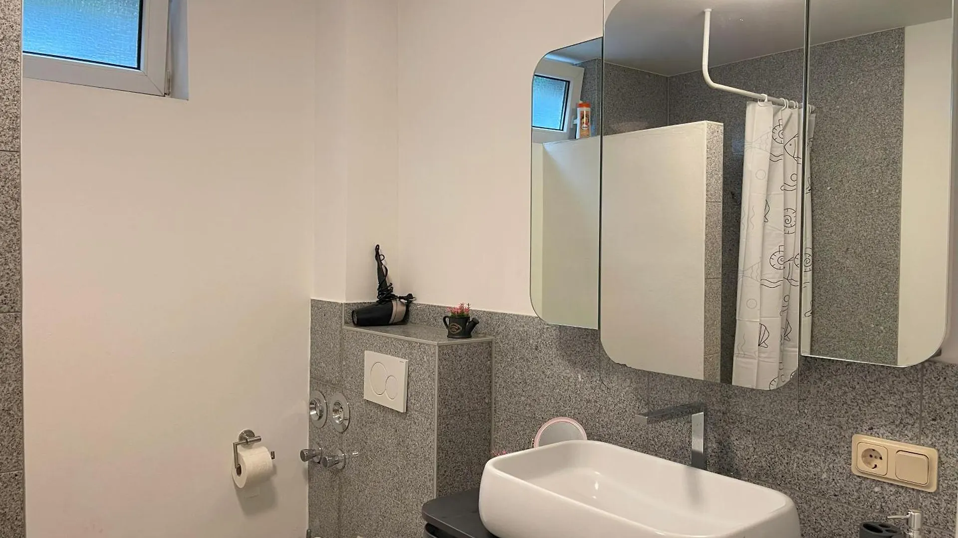 Cozy Studio Apartment In Neusser Street 쾰른 독일